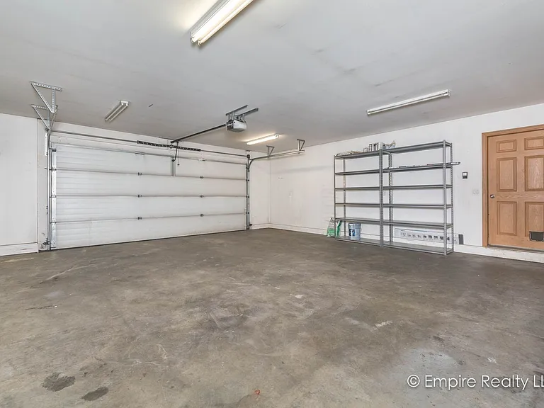 834 Marquette Loop — Photo 14