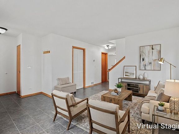 2nd image of 280 Persimmon Ct