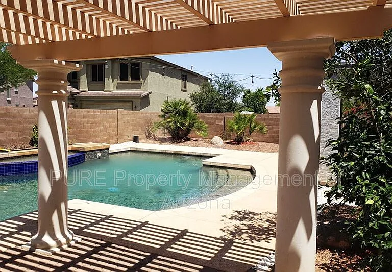 43558 W Oster Dr — Photo 32