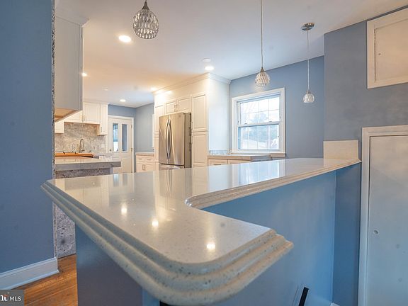 4th image of 4717 Wissahican Ave