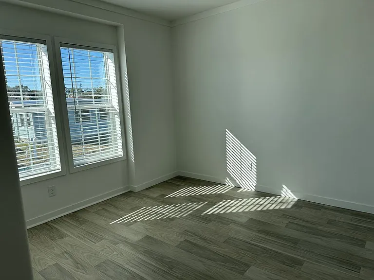 5646 Blue Harbor Dr #324 — Photo 8