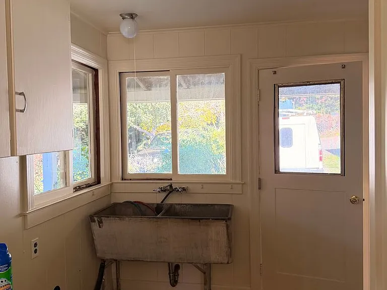 809 Browns Valley Rd — Photo 15