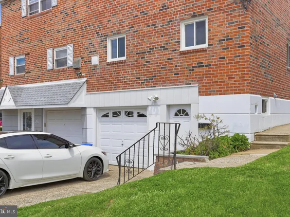 819 Bergen St, Philadelphia, PA 19111