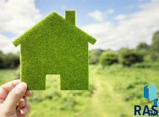 8405 E Sassafras St, Sioux Falls, SD 57110