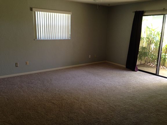 2nd image of 843 Fairway Dr