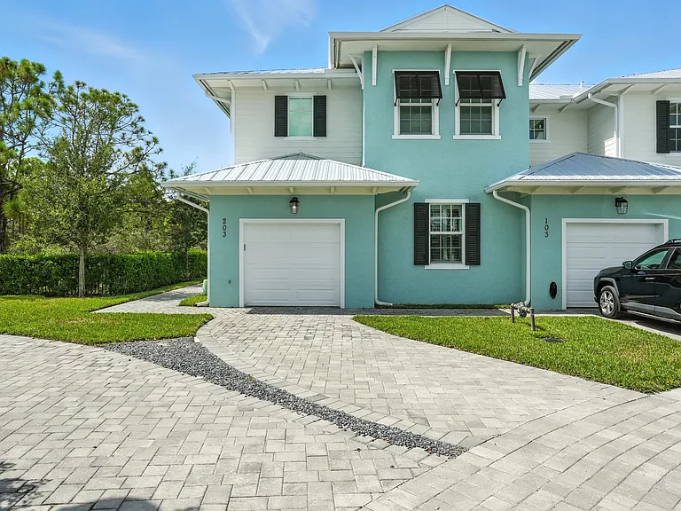 26370 Coco Cay Cir #203 — Photo 1