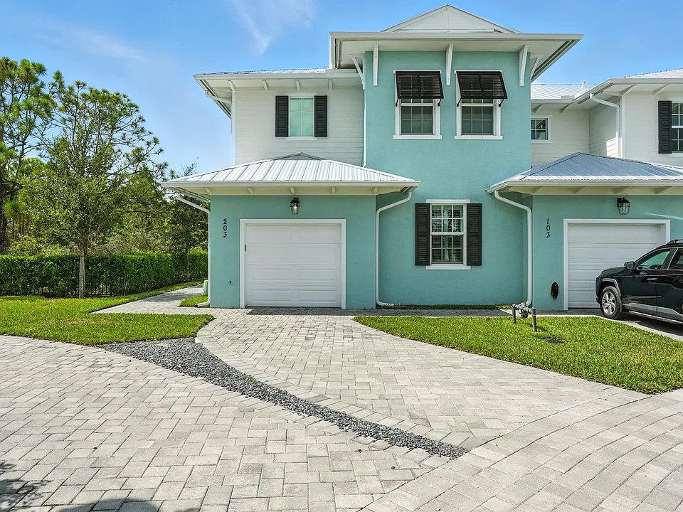 26370 Coco Cay Cir #203