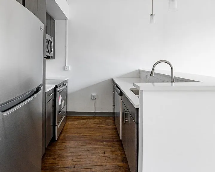 1711 E Main St — Photo 17