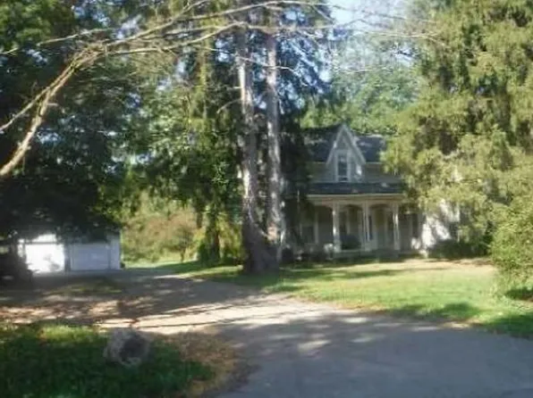 4795 Fenton Rd, Hartland, MI 48353