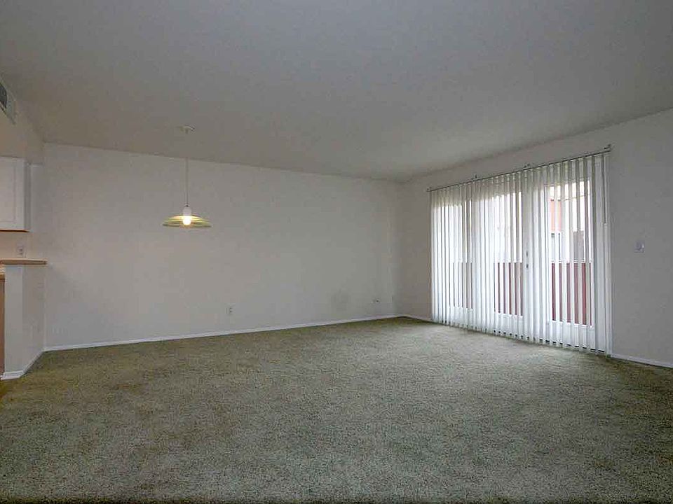1st image of 1250 Cleveland Ave #215
