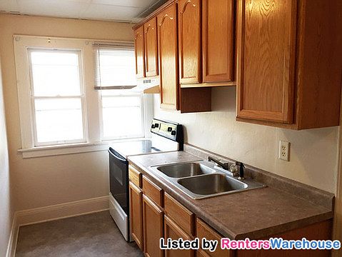 4th image of 1414 N 68th St #A