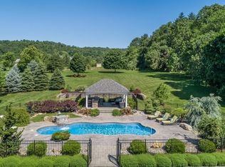 4 Pheasant Ct, Califon, NJ 07830