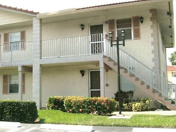 5th image of 3650 N University Dr #M-3