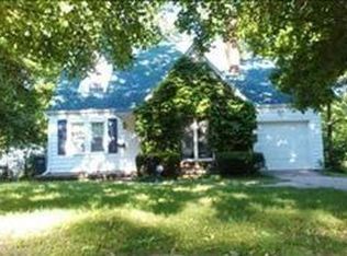 1809 SW Collins Ave, Topeka, KS 66604