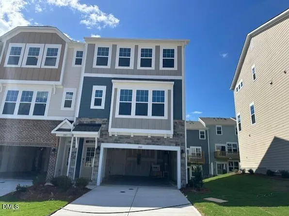 2809 Carbondale St #640, Apex, NC 27502