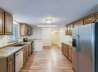 914 Alexander Rd, Colorado Springs, CO 80909