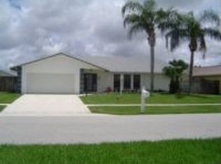 5228 Woodstone Cir S, Lake Worth, FL 33463