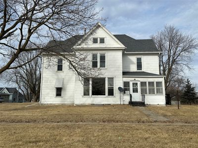 225 N 3rd St, Mc Callsburg, IA, 50154