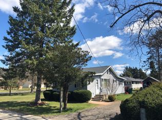 N1340 Cedar Rd, Pell Lake, WI 53128
