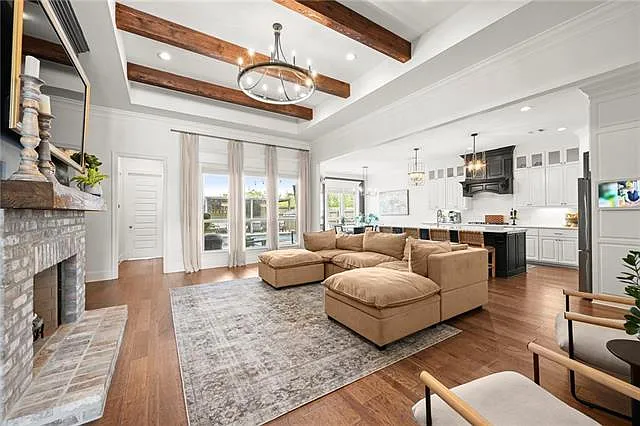 17363 Fox Glove Ave — Photo 5