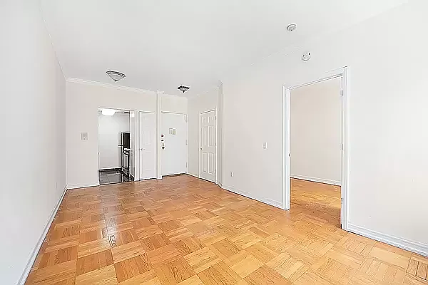 Rented by Compass | media 9