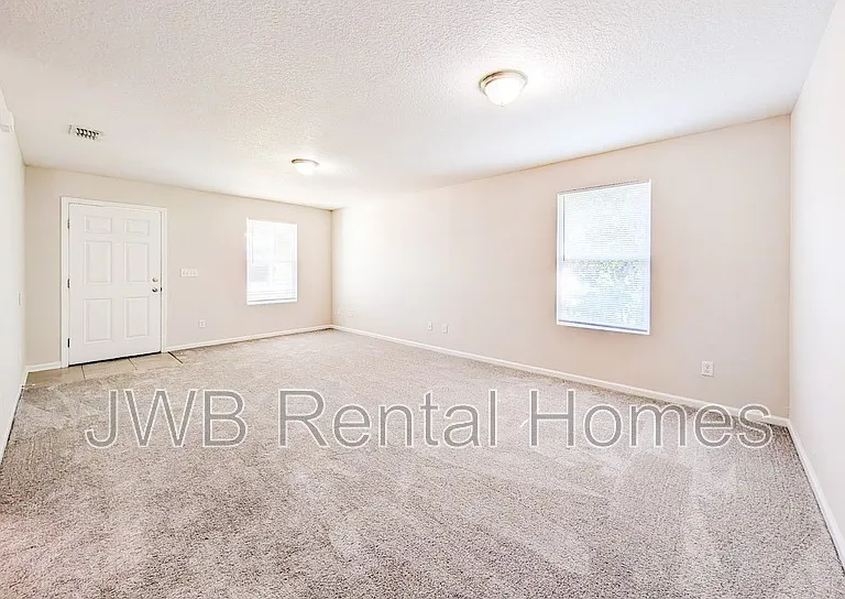 8630 Buttercup St — Photo 4