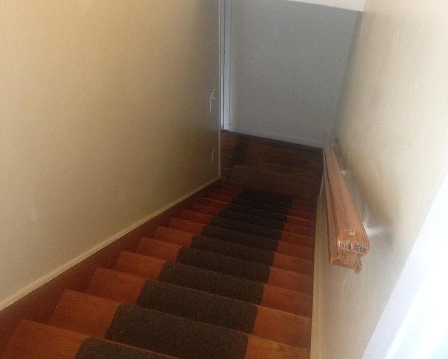 1st image of 0 Clarendon Ave #1