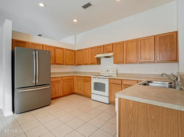 6693 MORSE GLEN Lane, Jacksonville, FL 32244