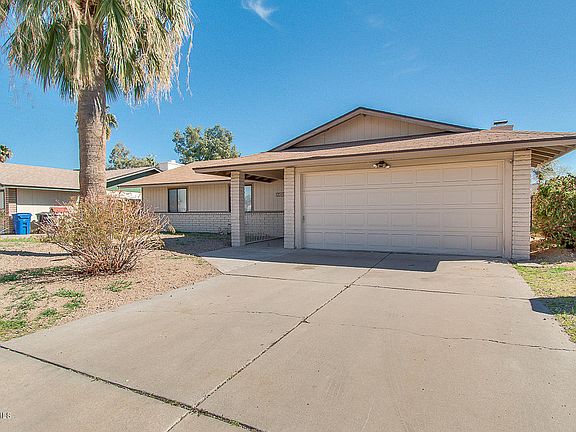 3rd image of 2458 E Javelina Ave