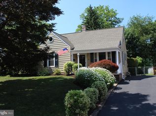 17 James Rd, Hatboro, PA 19040