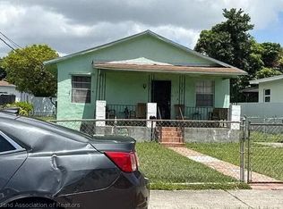 1369 NW 69th St, Miami, FL 33147