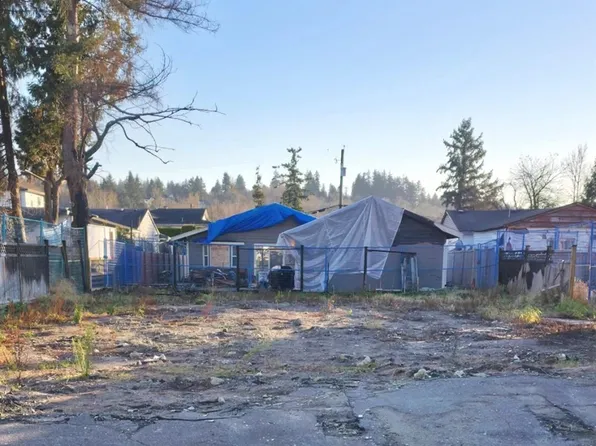 12766 113a Ave, Surrey, BC V3V 3M4