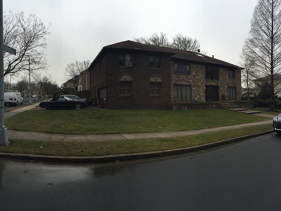 2nd image of 175 W Castor Pl