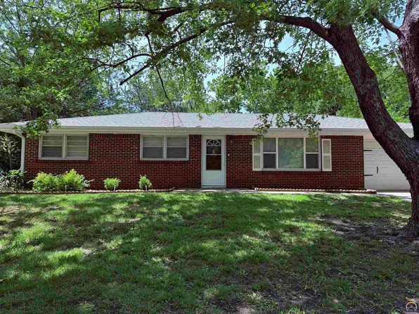1753 Vaughn Dr, Manhattan, KS 66502