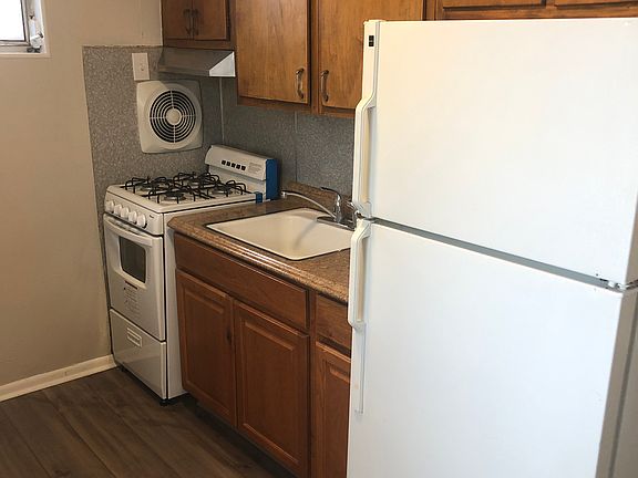 5th image of 334 Columbus Ave Floor 2
