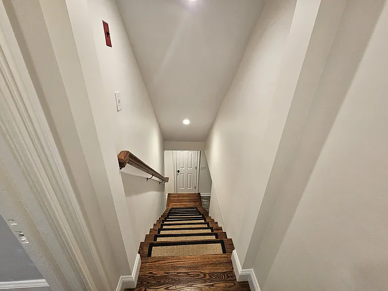 32 Cherry Ln — Photo 37