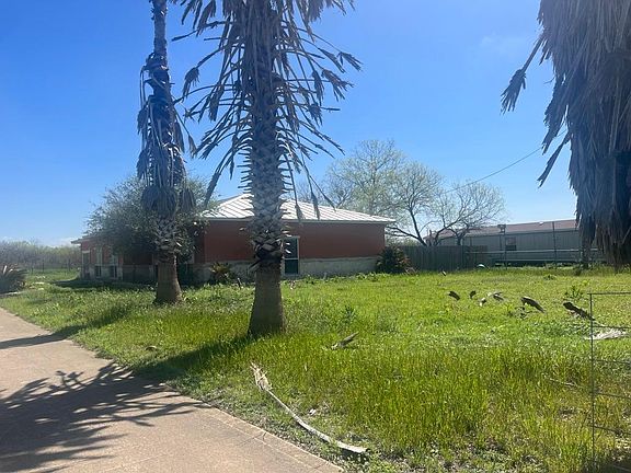 2nd image of 128 Wl Daniel Rd