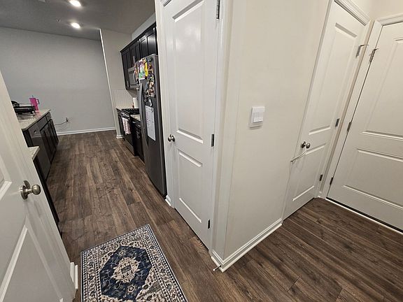 4th image of 110 Correri St