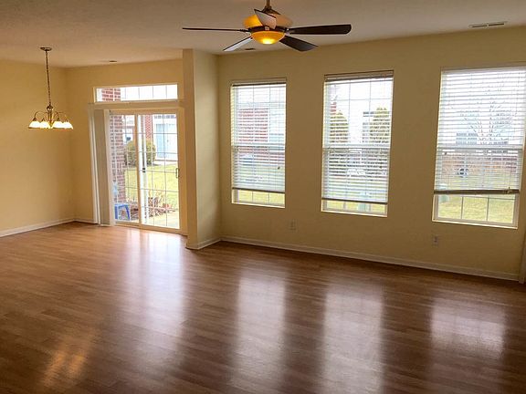 3rd image of 4028 Eldor Flower Dr