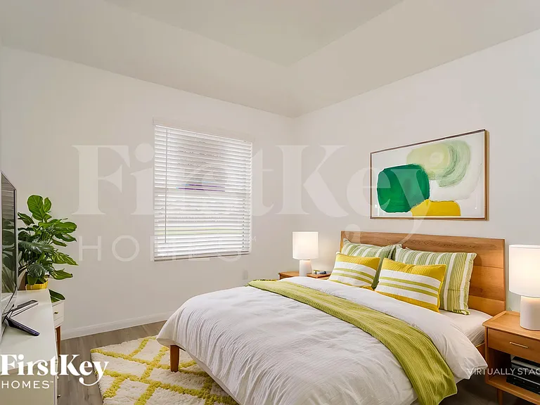1260 Treehouse Ln — Photo 14