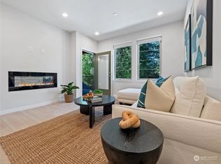 1229 Meander Way SE #101, North Bend, WA 98045