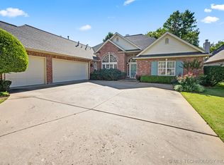 4942 E 88th Pl, Tulsa, OK 74137