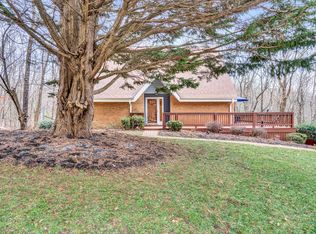 6940 Briar Ridge Cir, Roanoke, VA 24018