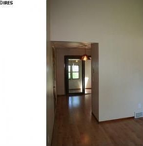 2nd image of 3404 Marigold St