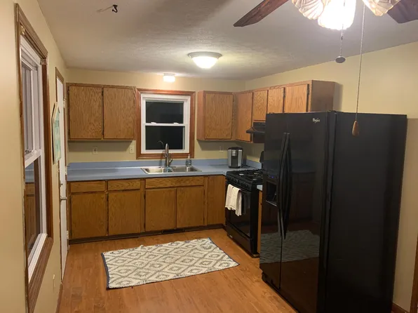 346 Briarwood Blvd, Chippewa Lake, OH 44215