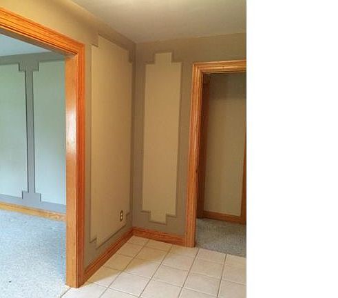 5th image of 2800 Melanie Ln