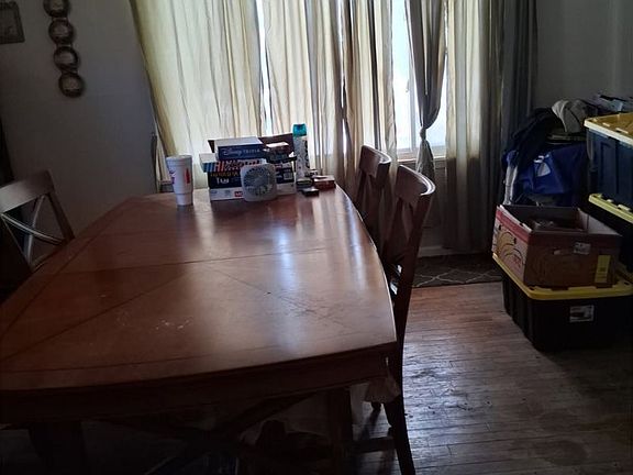 5th image of 2225 N Lafountain St