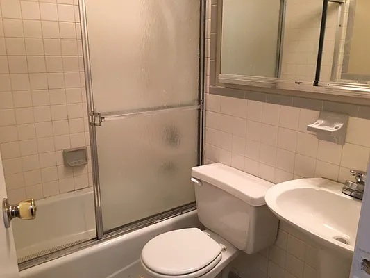 Rented by 18 REALTY | media 18