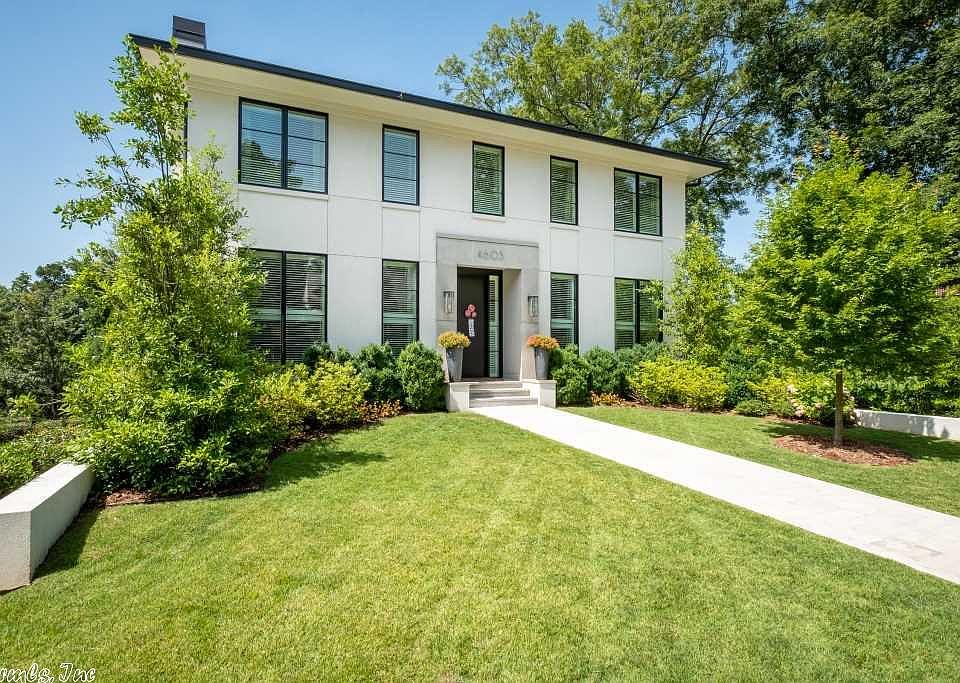 1st image of 4605 Crestwood Dr