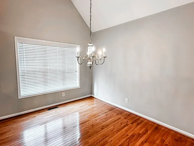 6410 Janton Way — Photo 11